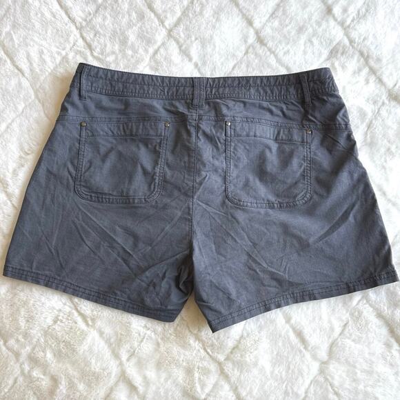 Title Nine Big B Ripstop Shorts 4” Inseam Dark Gray Women’s Size 14 - Picture 2 of 6